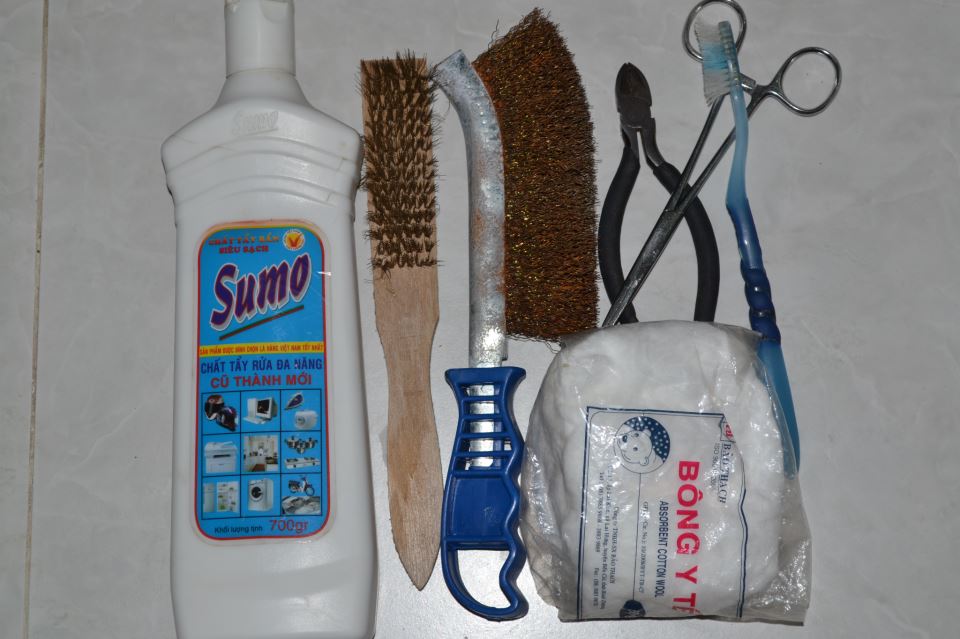 Tiết lộ các dụng cụ vệ sinh cơ bản cần chuẩn bị khi vệ sinh zippo